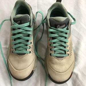 Dinner Womens Trail 2650 Hiking Shoe Sneakers